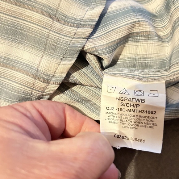 Wrangler Performance Shirt Gray and Aqua Plaid Size Small NWT Fishing Breathable - Picture 7 of 7